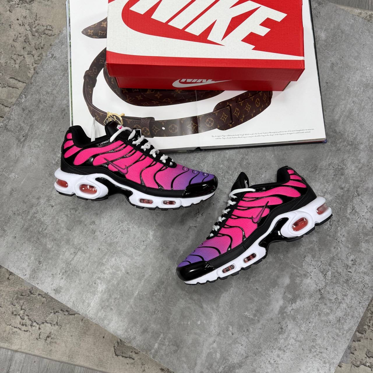 NI TN TRAINERS - PINK / PURPLE