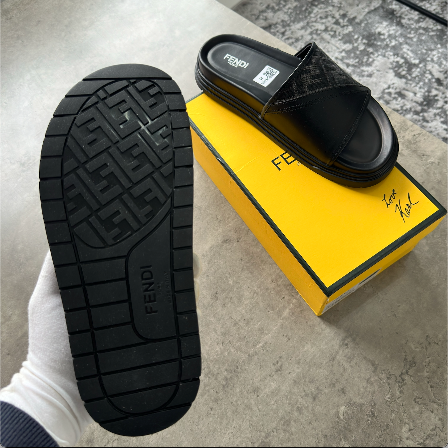 FDI DIAGONAL SLIDERS - BLACK