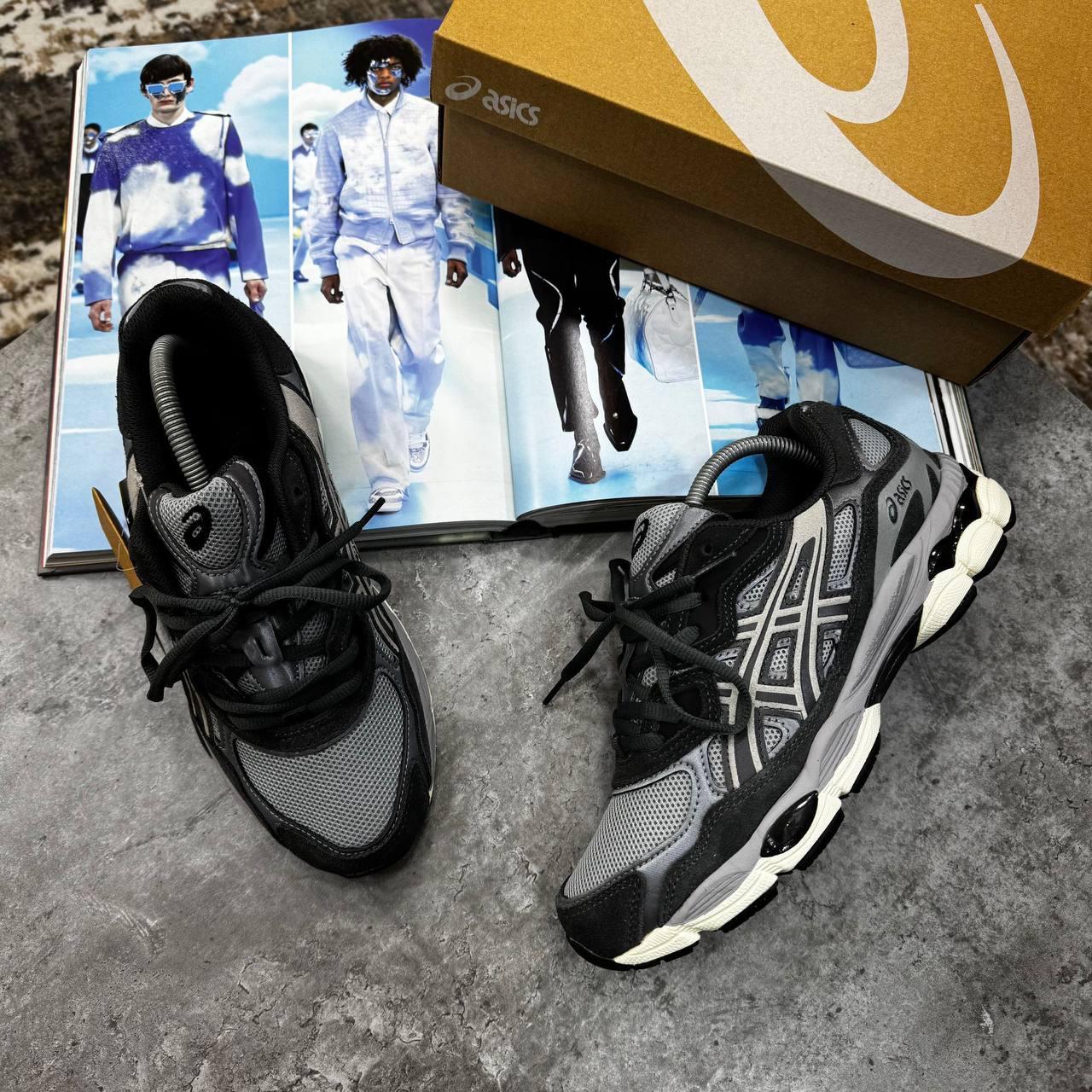 ACS GEL TRAINERS - BLACK / GRAPHITE