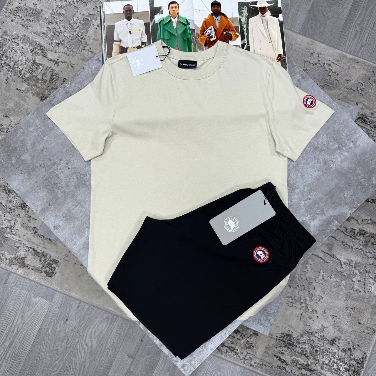 CG LOGO TSHIRT - BEIGE