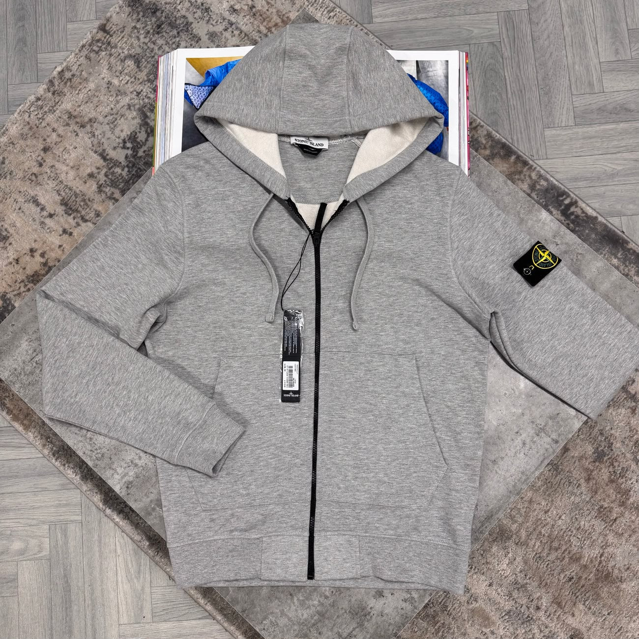 SI - GREY ZIP UP HOODIE