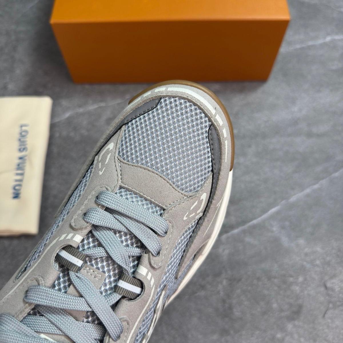 LVE TACTIC TRAINER - GREY