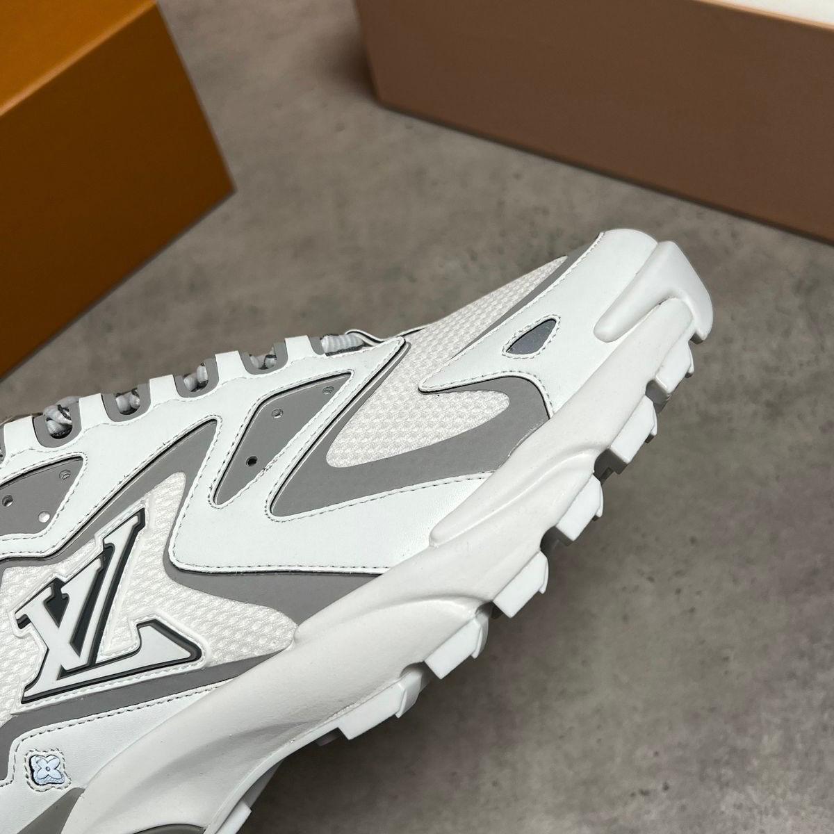 LVE TACTIC TRAINER - WHITE / GREY
