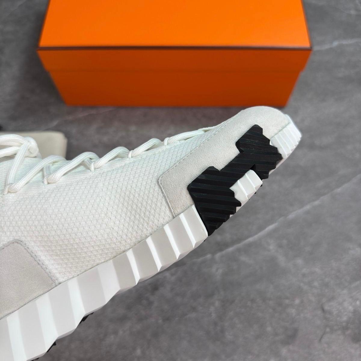 H TRAINER - WHITE / GREY