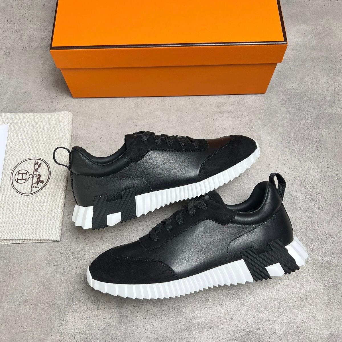 H TRAINER - WHITE / BLACK