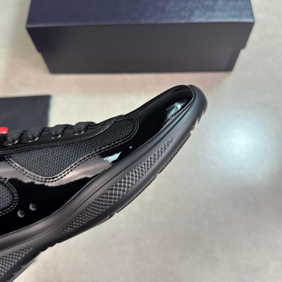 PDA TRAINER - BLACK