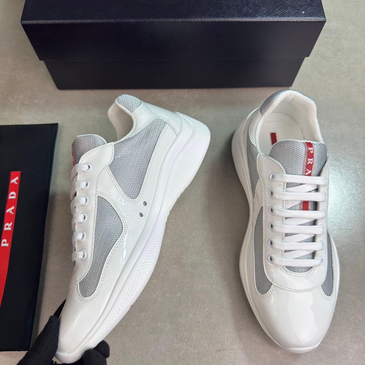 PDA TRAINER - WHITE