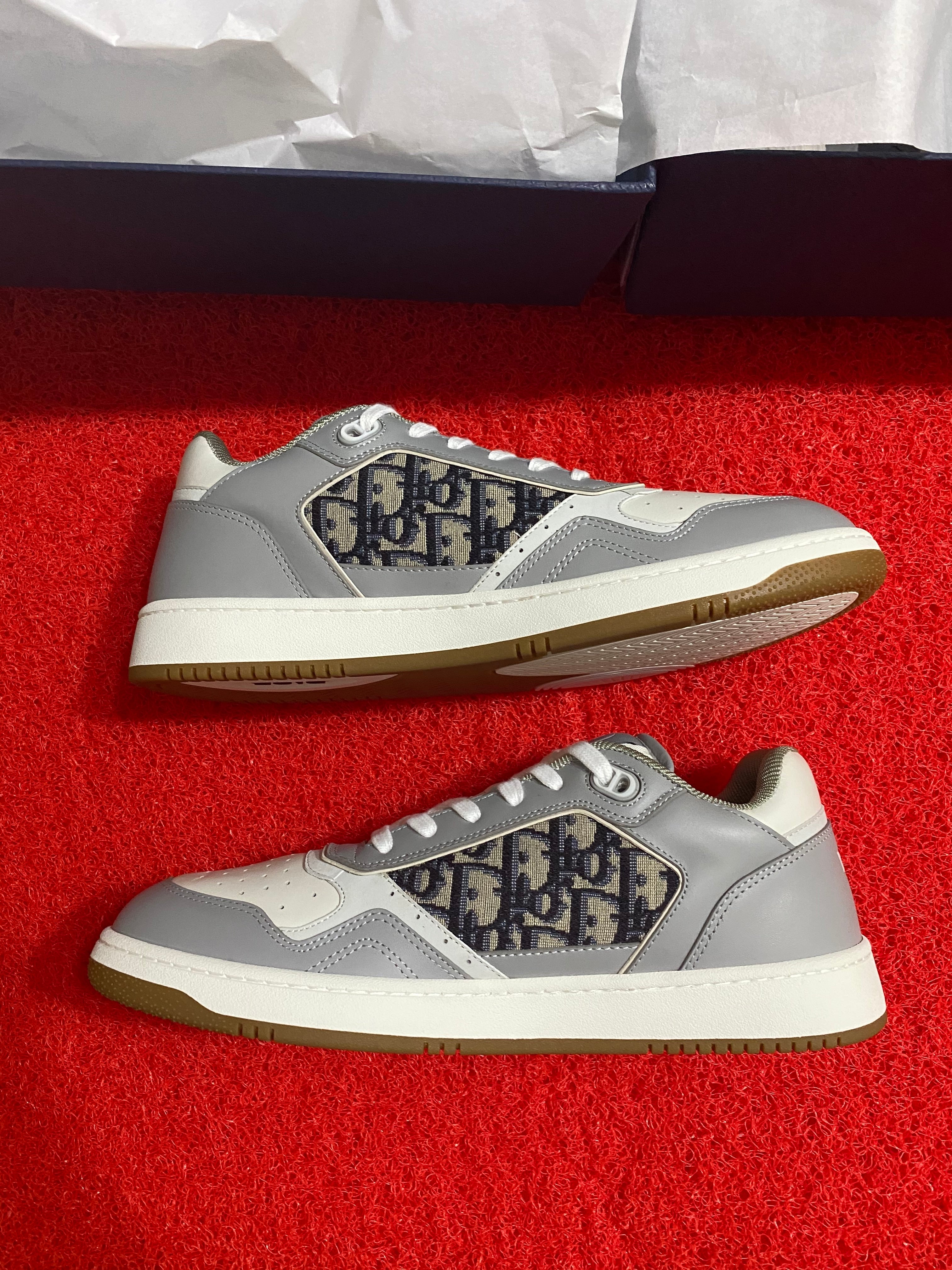 B27 TRAINER - GREY / WHITE