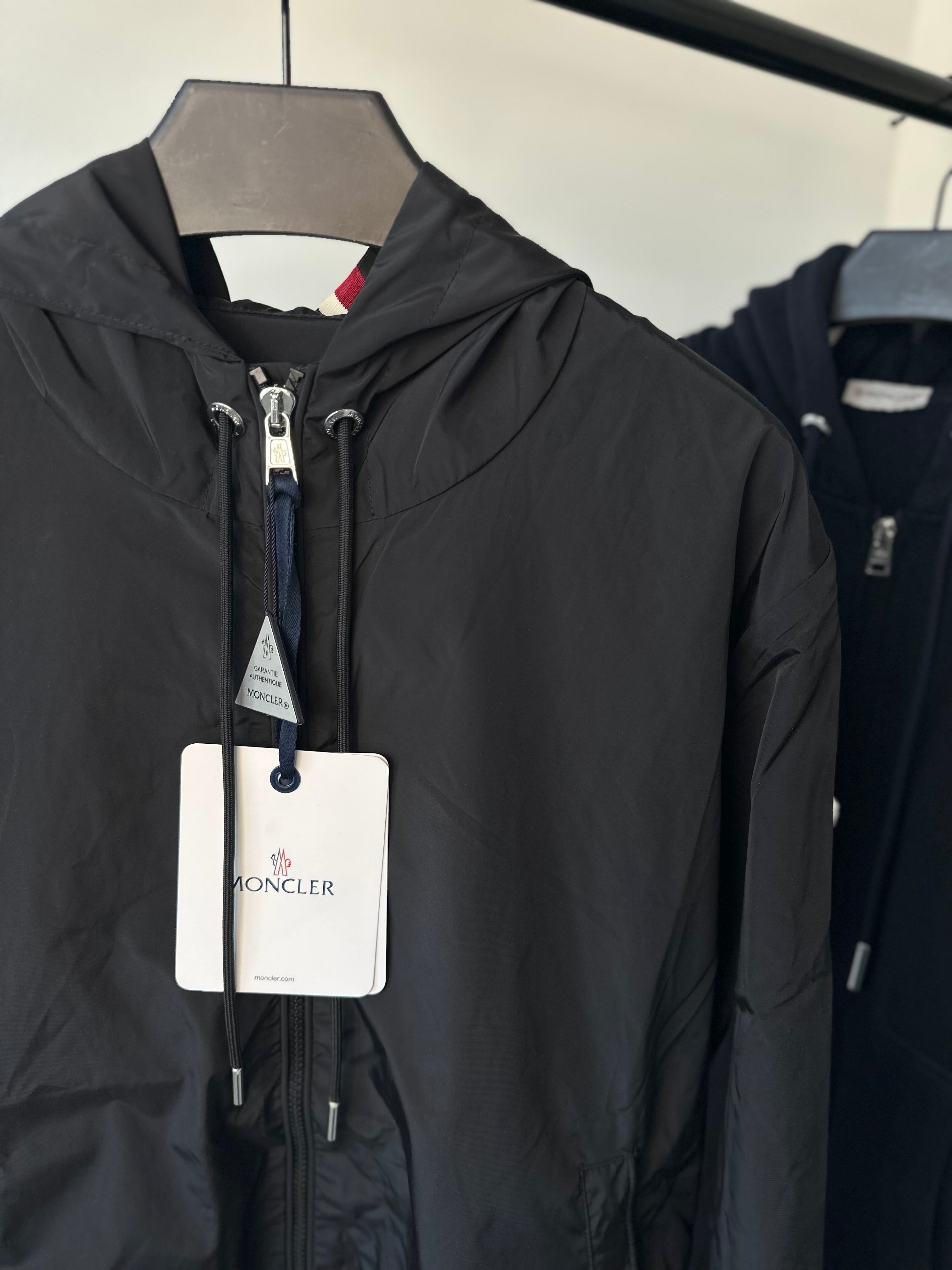 MNCLR GRIMPEURS WINDBREAKER - BLACK