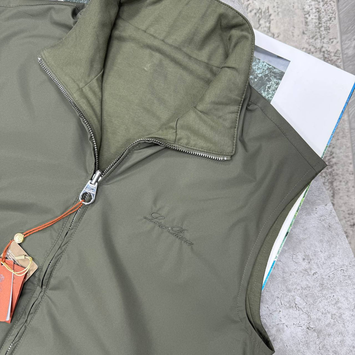 LORO REVERSIBLE GILET - KHAKI