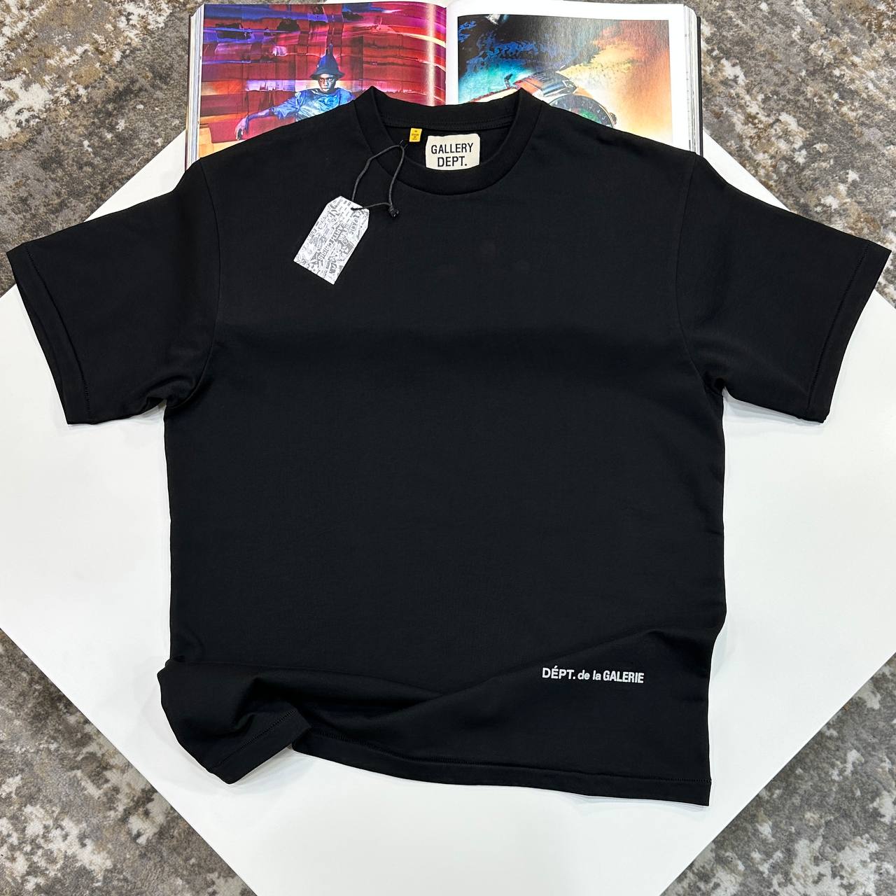 G DEPT TSHIRT - BLACK