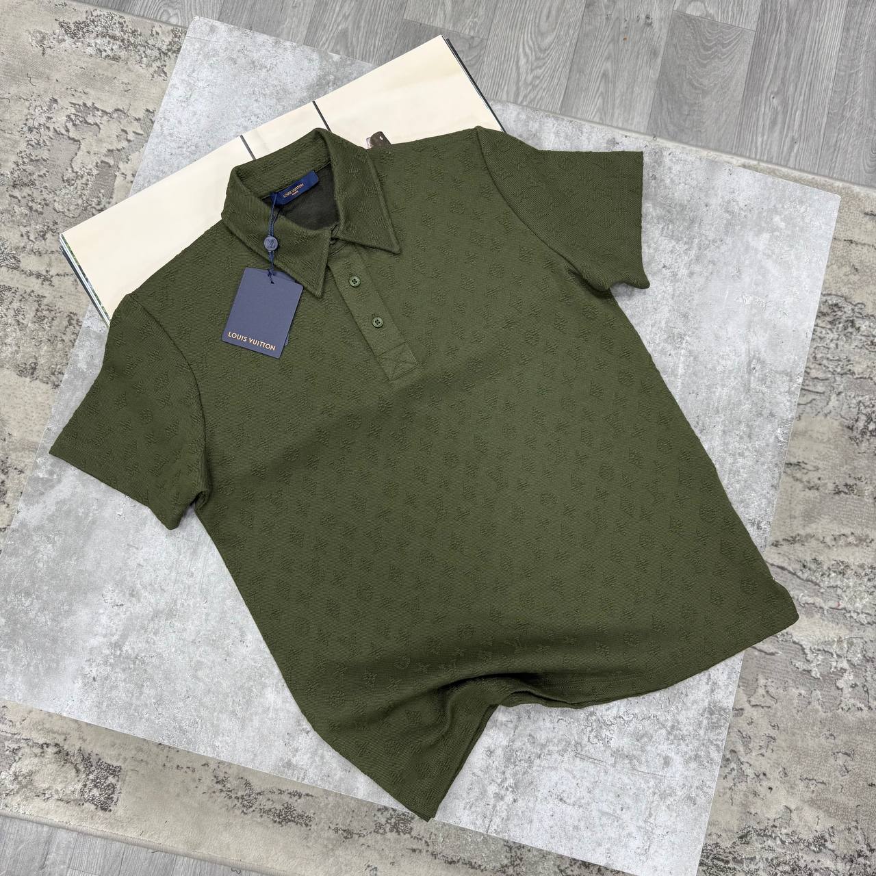 LVE KNIT MONOGRAM POLO - OLIVE