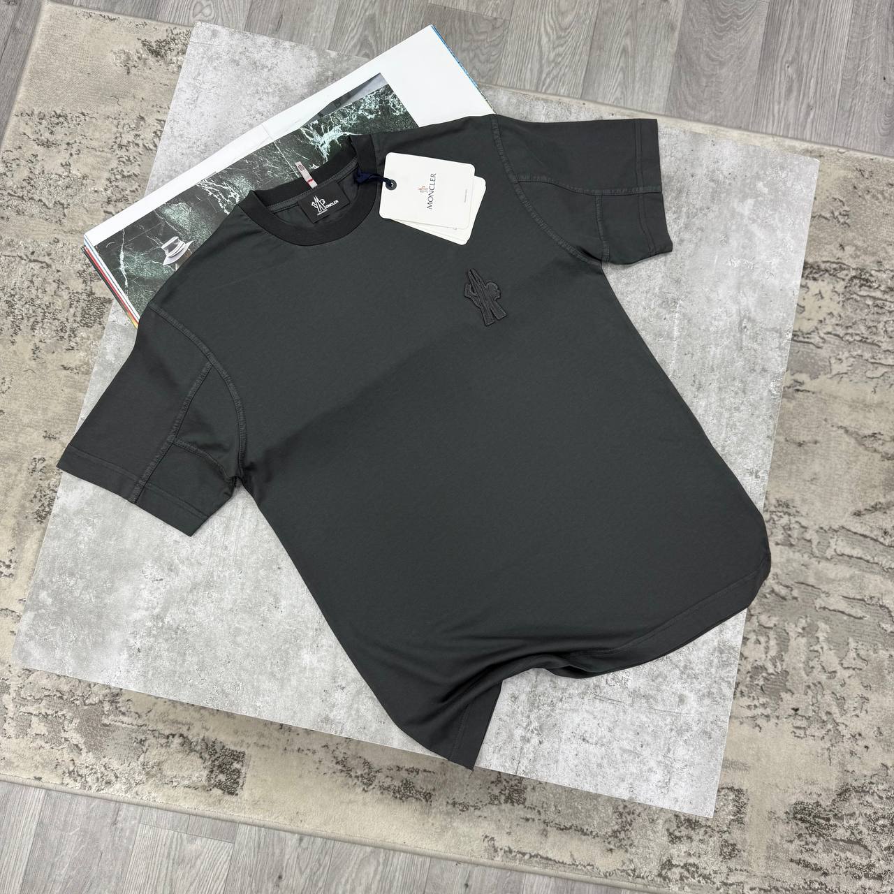 MNCLR CHEST POCKET POLO - BLACK