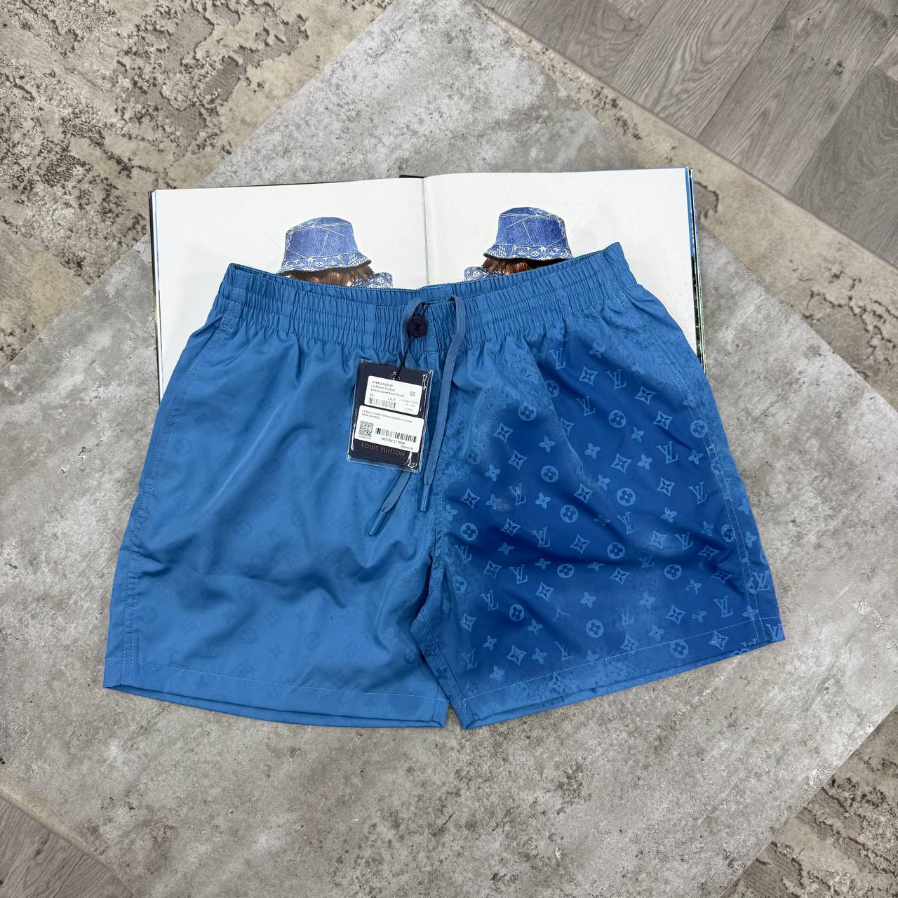 LVE SILK SWIM SHORTS - BLUE