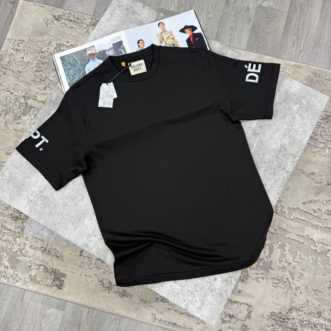 GD TSHIRT - WHITE