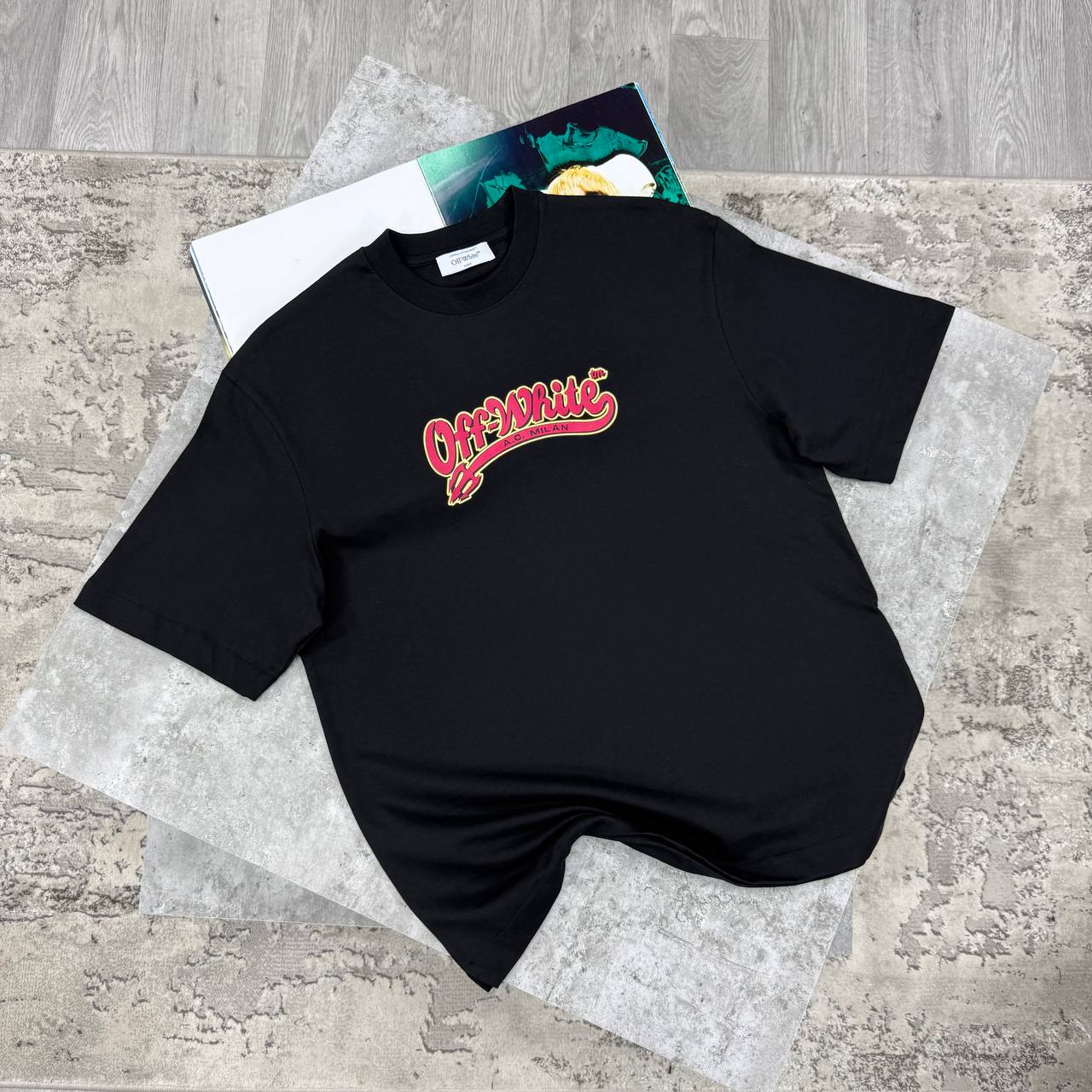 OW TSHIRT - BLACK