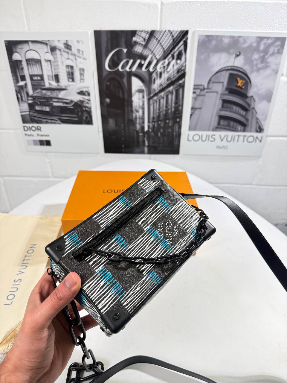 LVE MESSENGER BAG - BLUE/BLACK