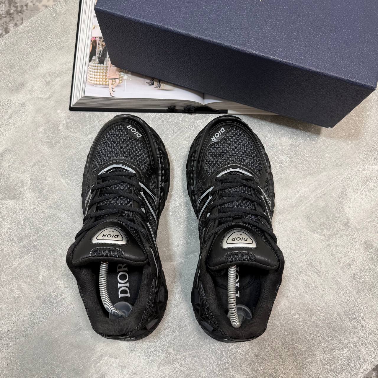 CD B35 - BLACK