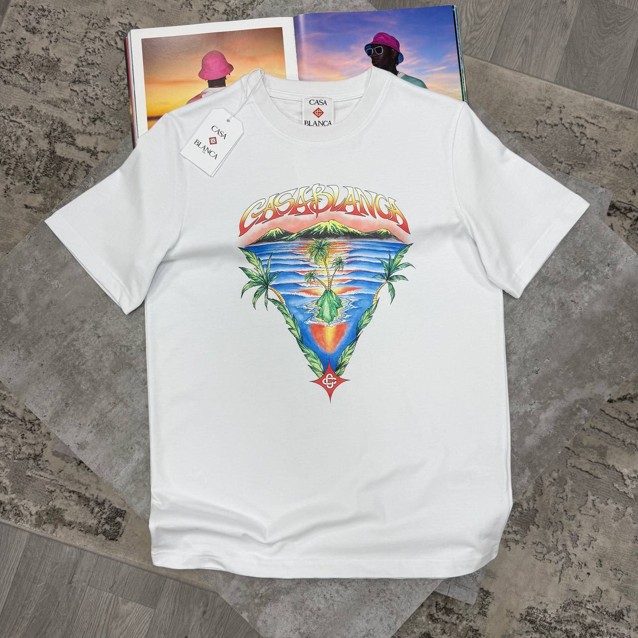 CB INNOCENCE TRIANGLE TSHIRT - WHITE