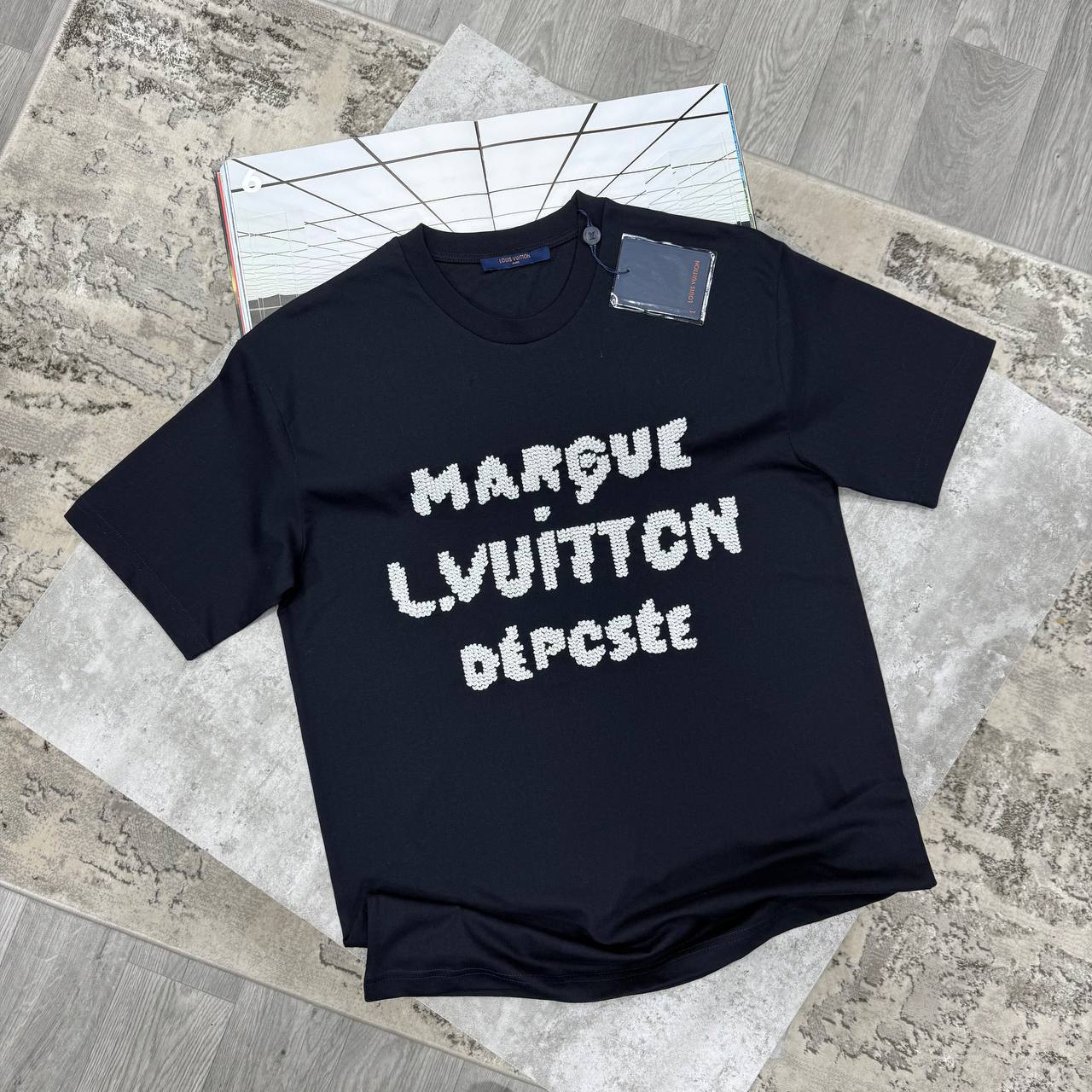 LVE TSHIRT - NAVY
