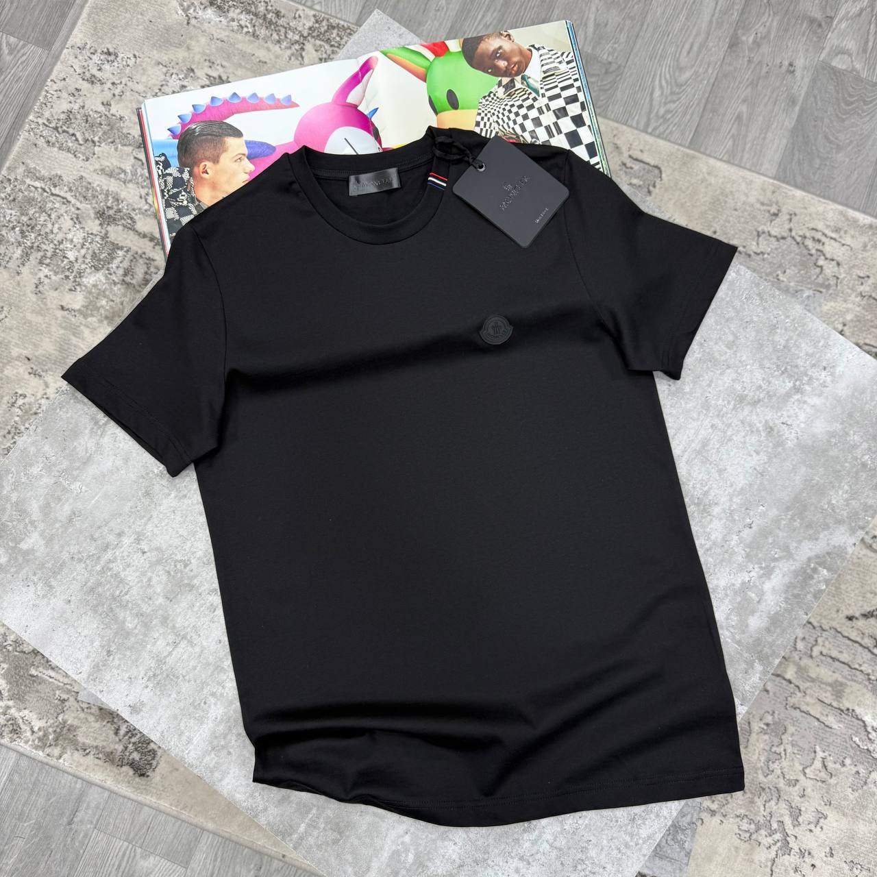 MNCLR BLACK BADGE TSHIRT - BLACK