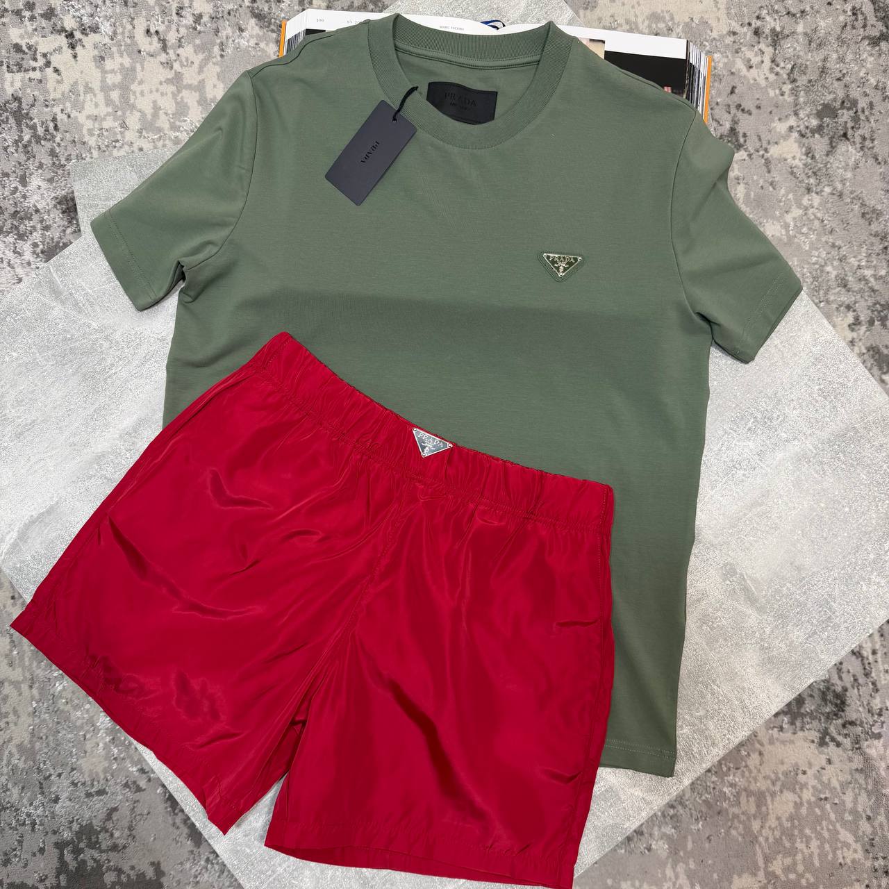 PDA TSHIRT - GREEN