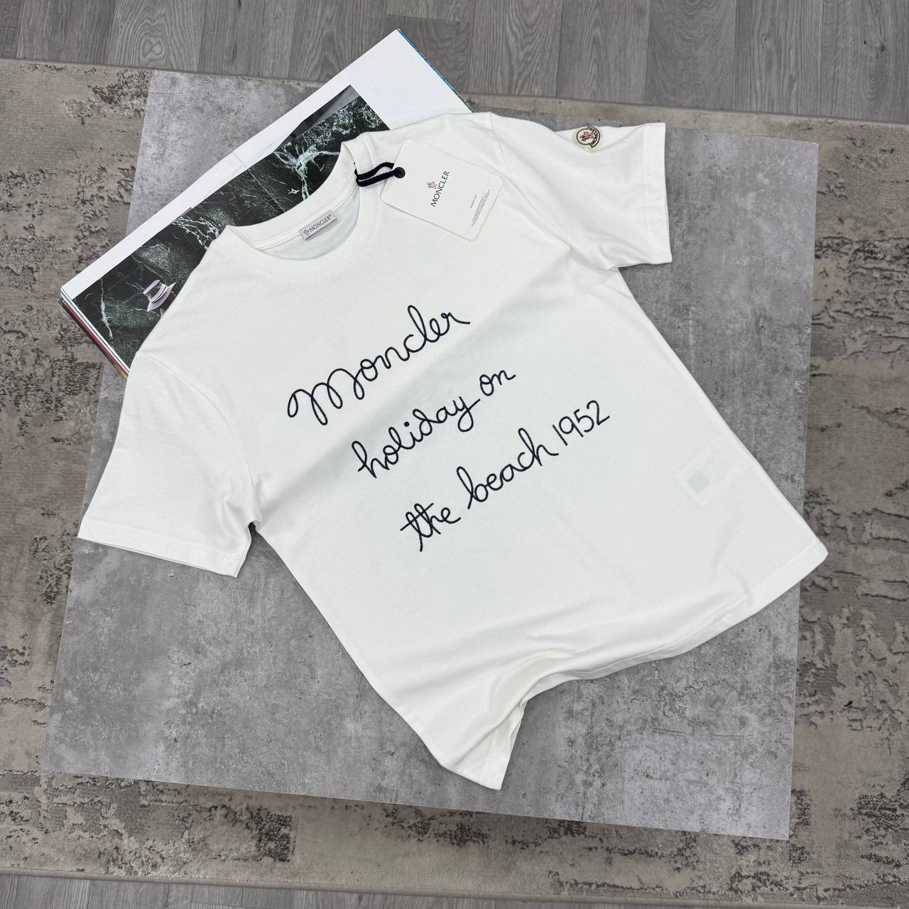 MNCLR CALLIGRAPHY TSHIRT - WHITE