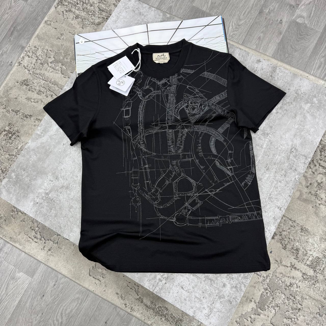 H CAVALCADOUR TSHIRT - BLACK