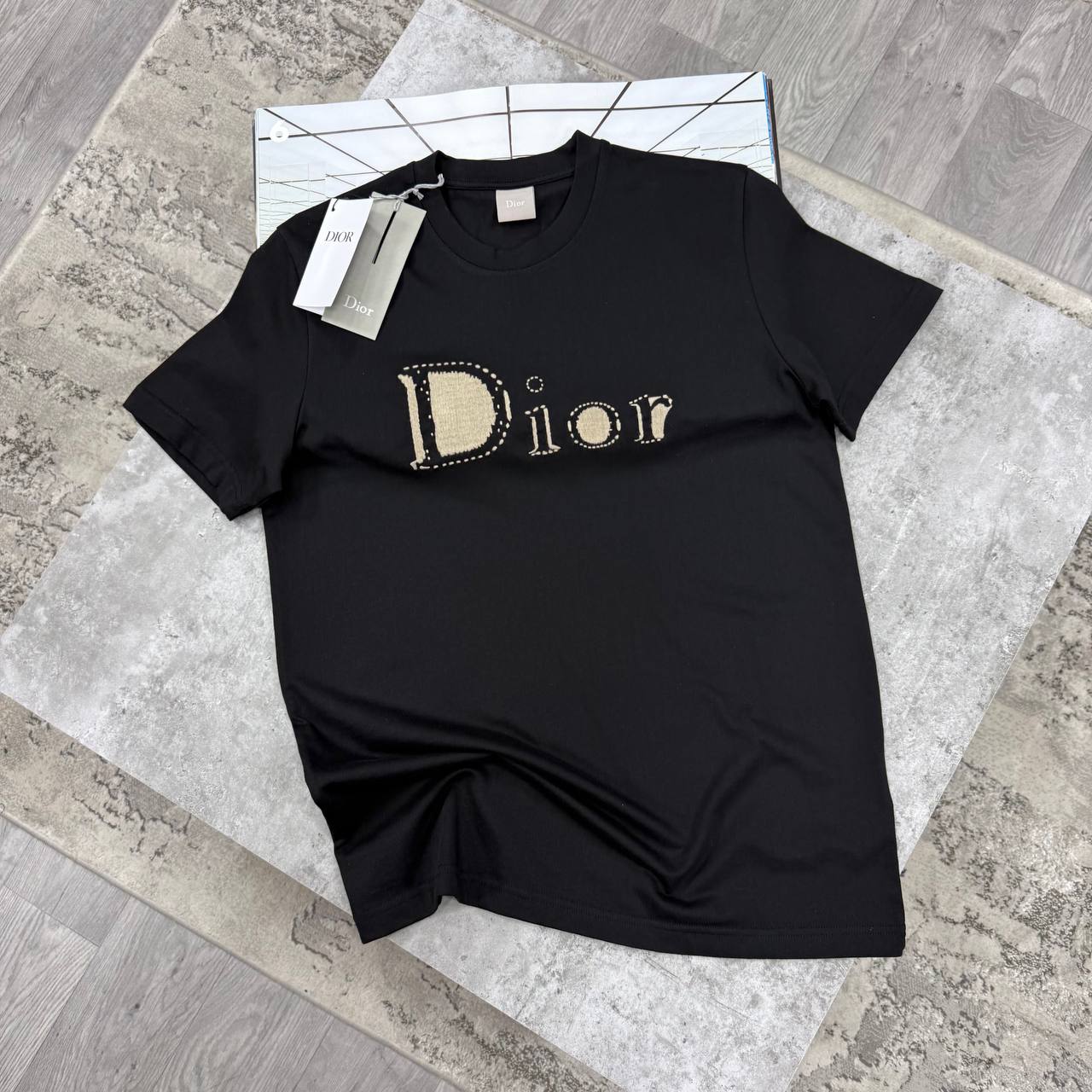 CD REVERSE TSHIRT - BLACK