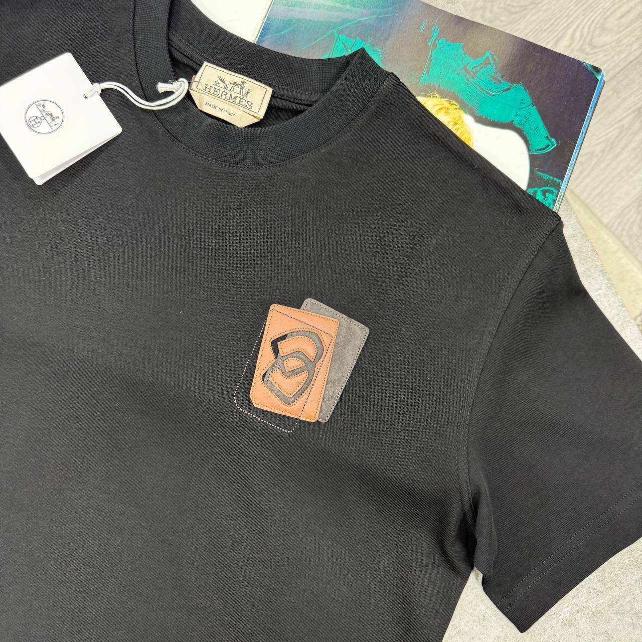 H TSHIRT - BLACK
