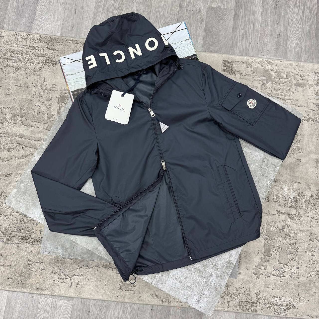 MNCLER WINDBREAKER - NAVY