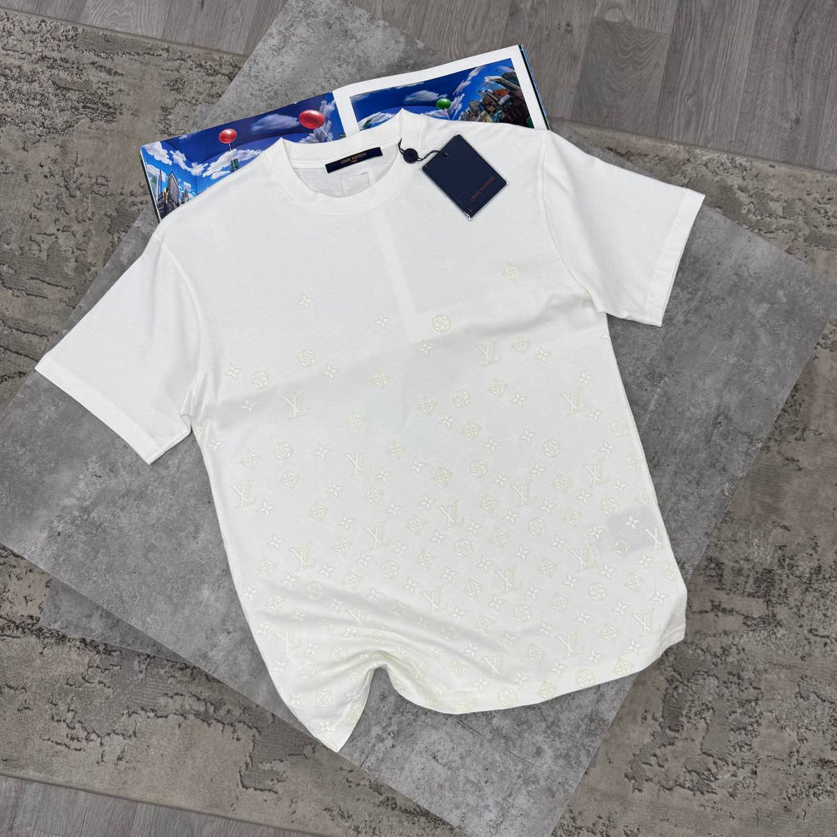 LVE T SHIRT - WHITE