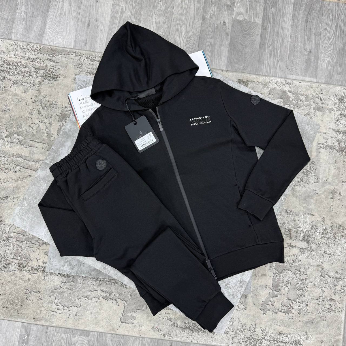 MNCLR TRACKSUIT - BLACK