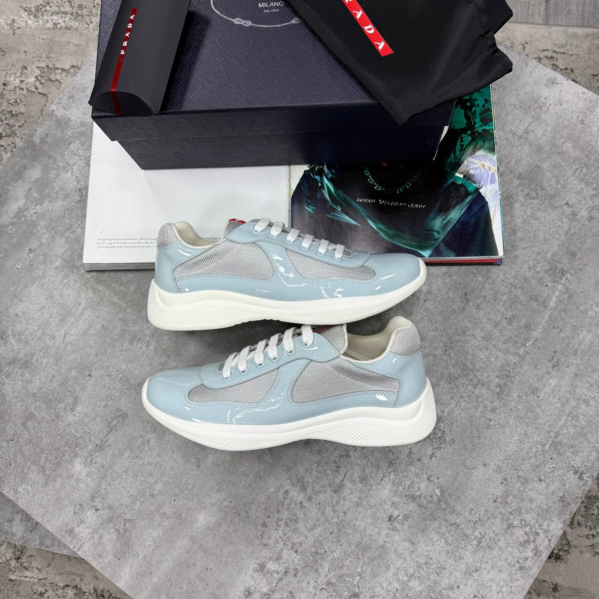 PDA TRAINER - LIGHT BLUE