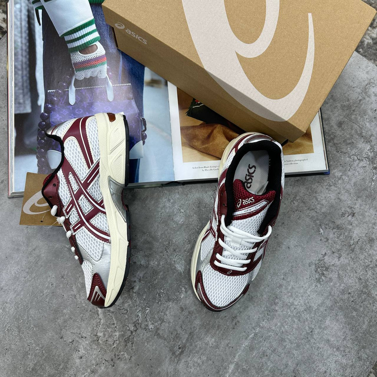 ACS LADIES TRAINERS - WHITE/MAROON