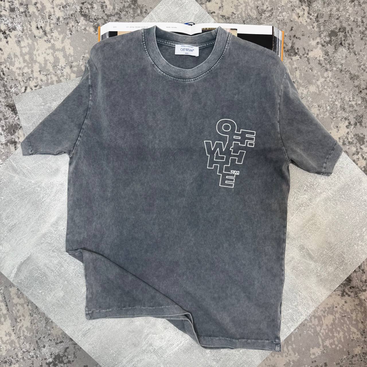 OW OUTLINE ARROW T SHIRT - GREY