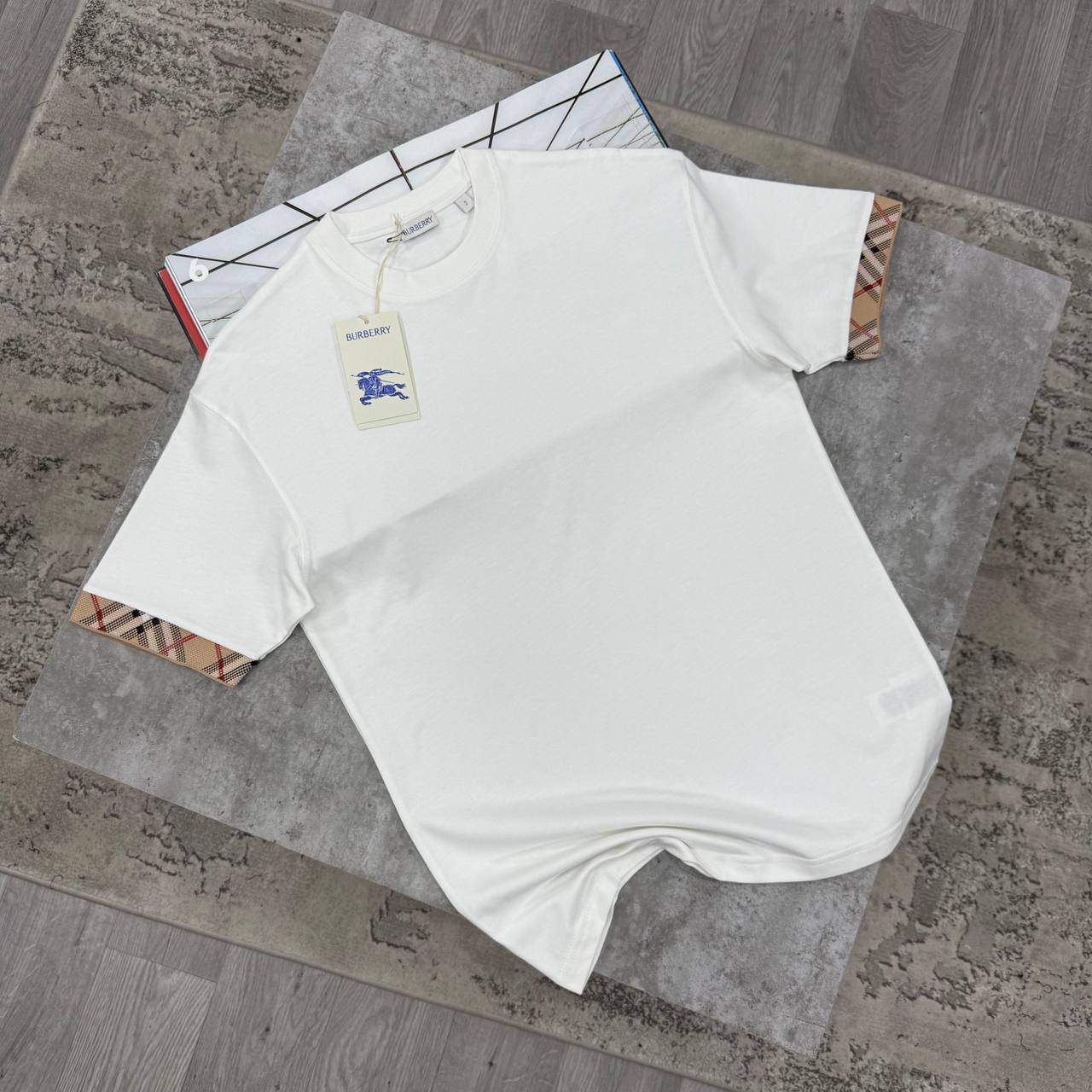 BBR CREWNECK TSHIRT - WHITE
