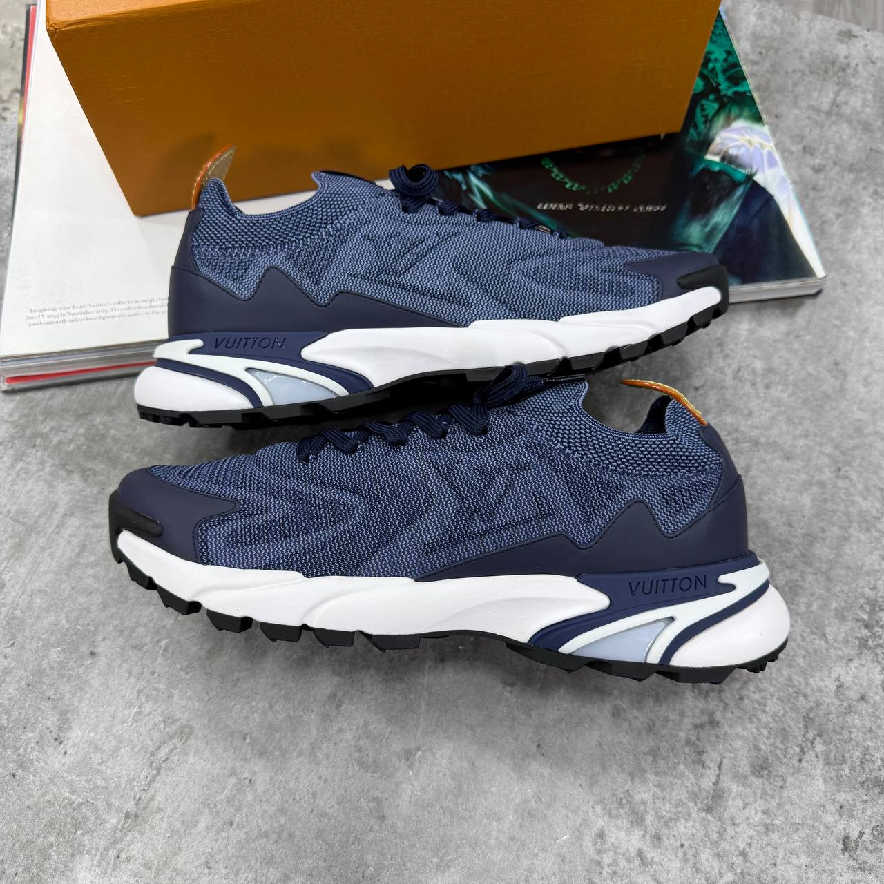LVE TACTIC KNIT TRAINERS - NAVY