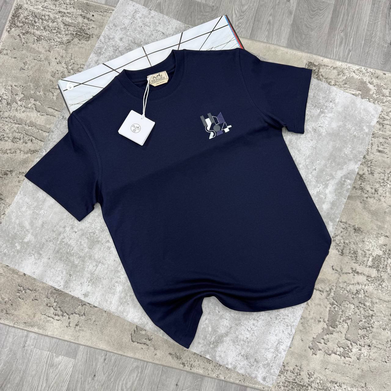 H PUZZLE TSHIRT - NAVY