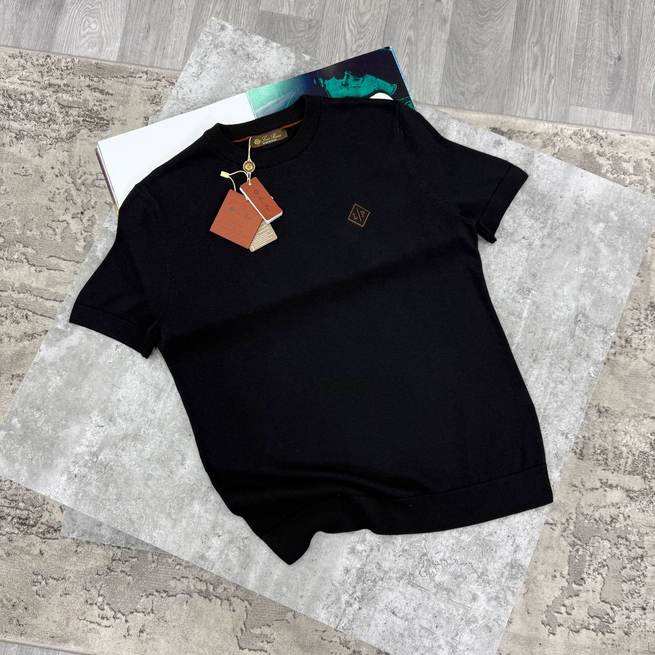 LORO TSHIRT - BLACK