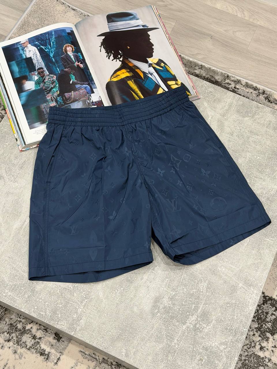 LVE SWIM SHORTS - MULTICOLOR