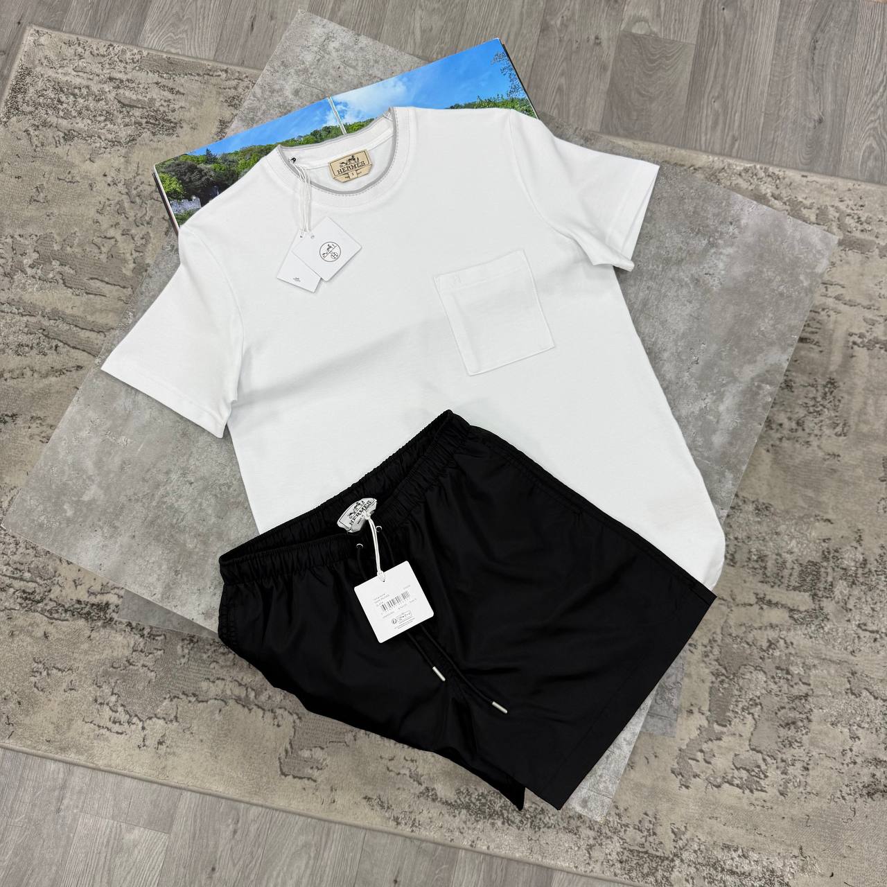 H SHORT SETS - WHITE / BLACK