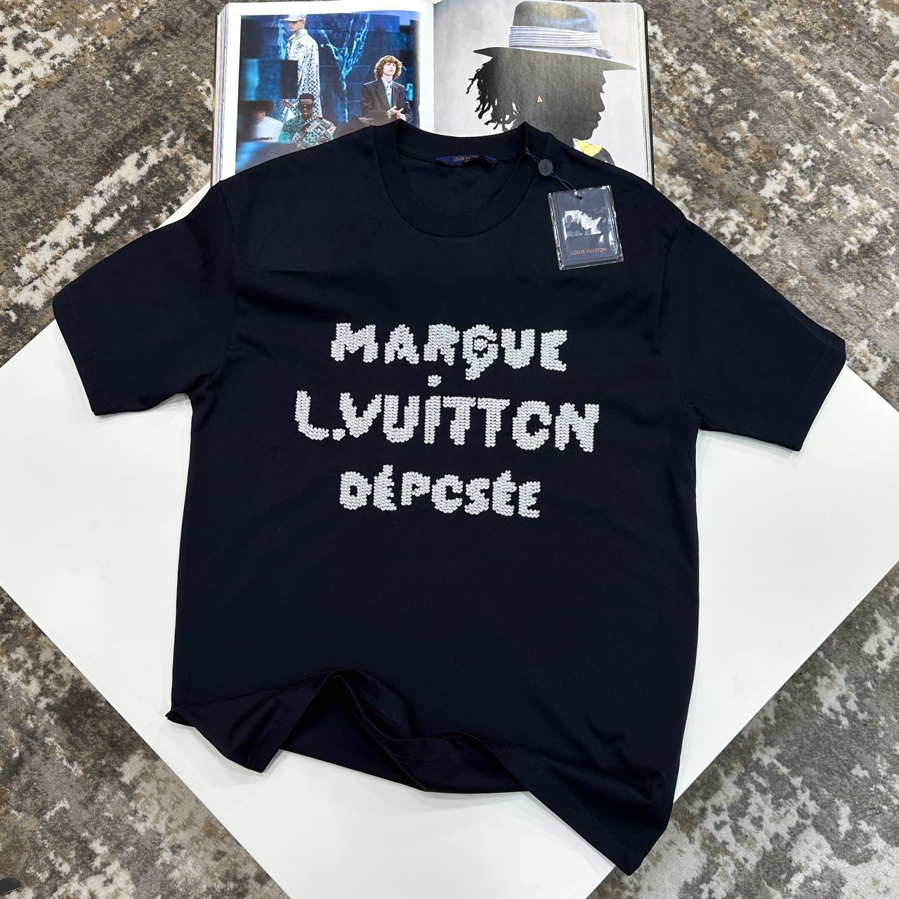 LVE MARQUE T SHIRT - NAVY