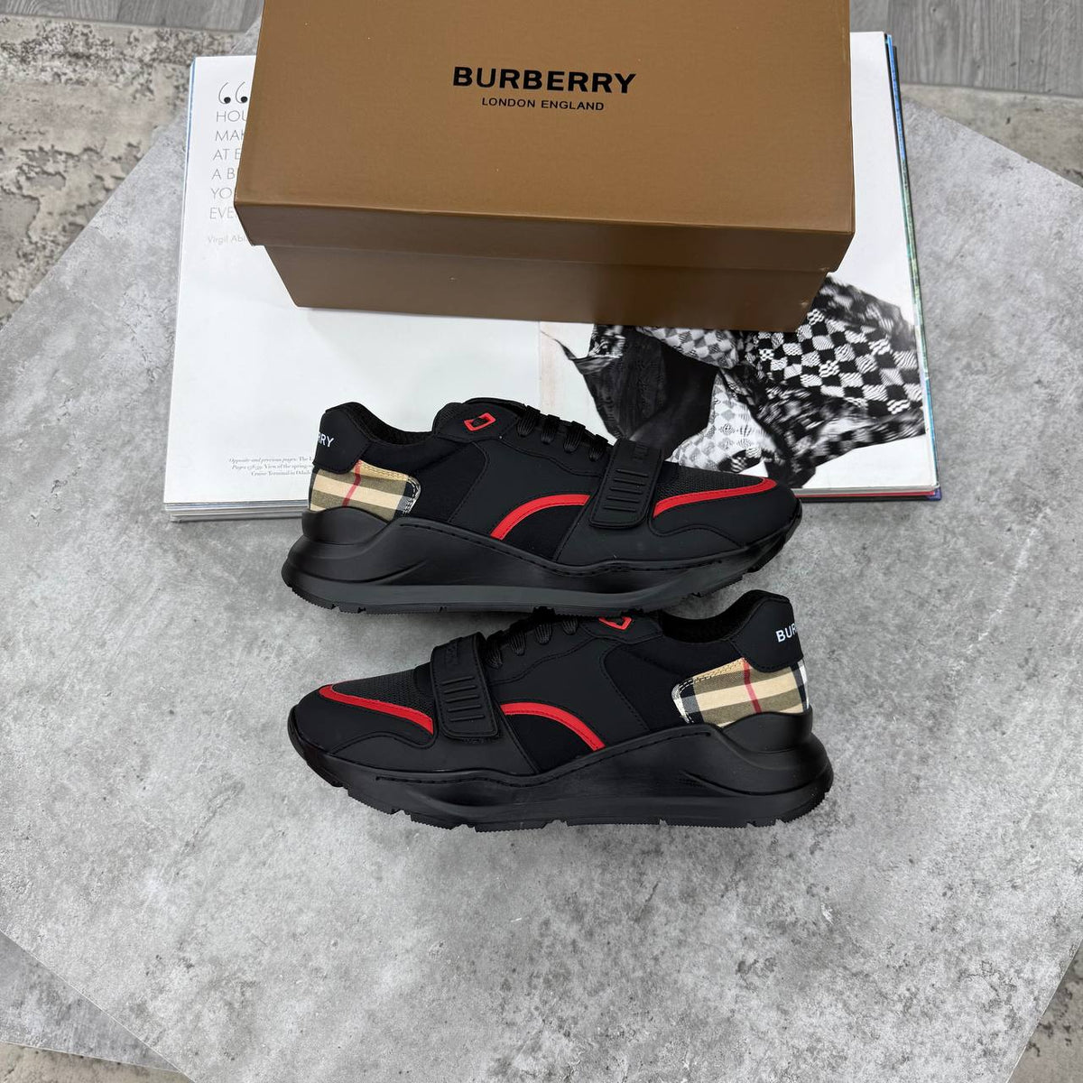 BBR SUEDE LEATHER SNEAKERS - BLACK/RED