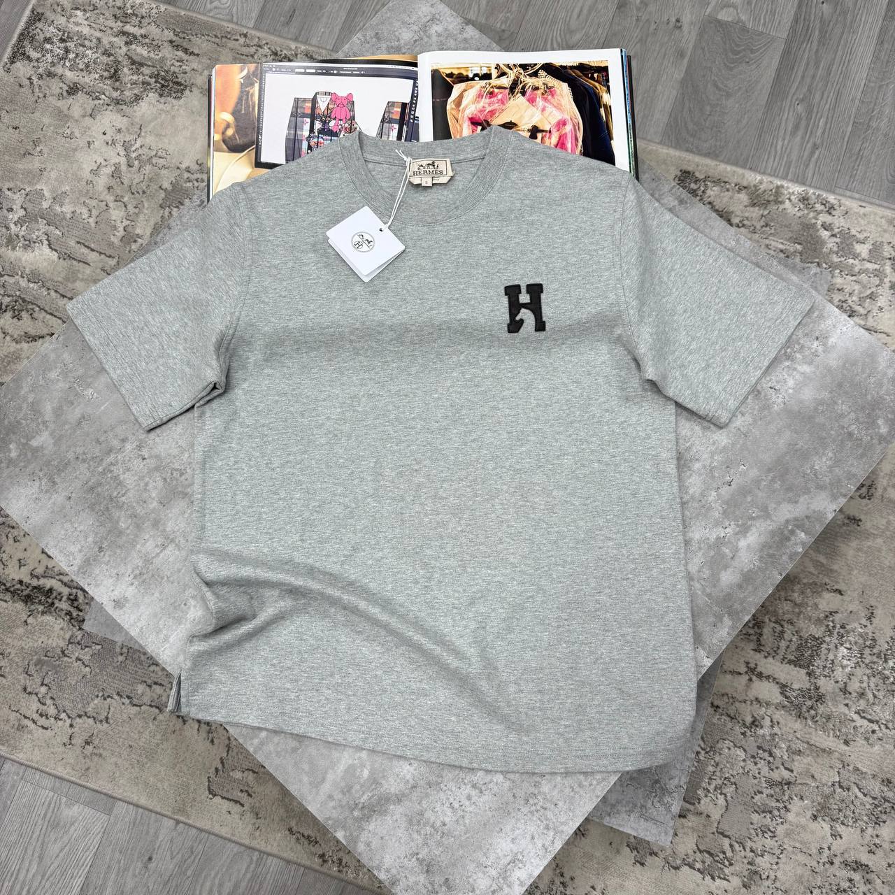 H LOGO TSHIRT - GREY