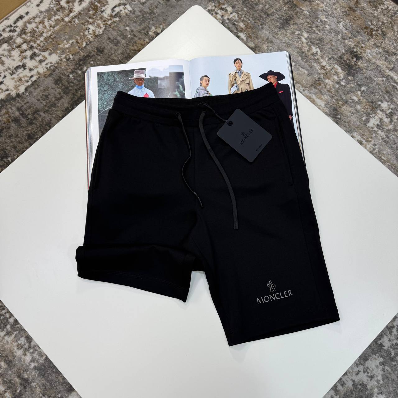 MNCLR DRAWSTRING SHORTS - BLACK