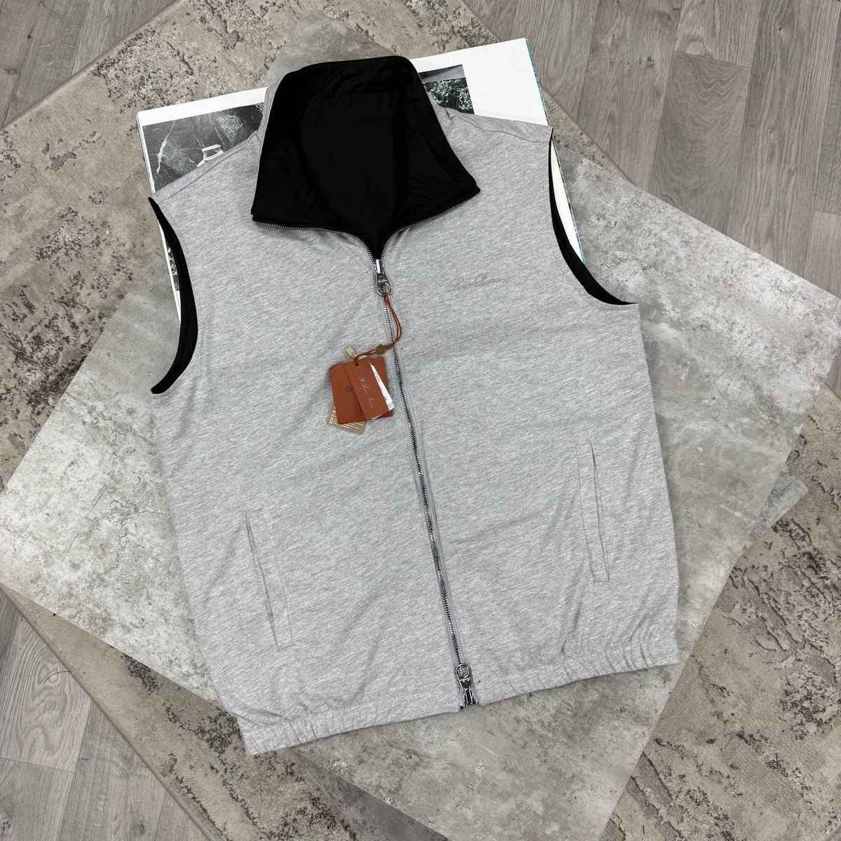 LORO REVERSIBLE GILET - BLACK/GREY
